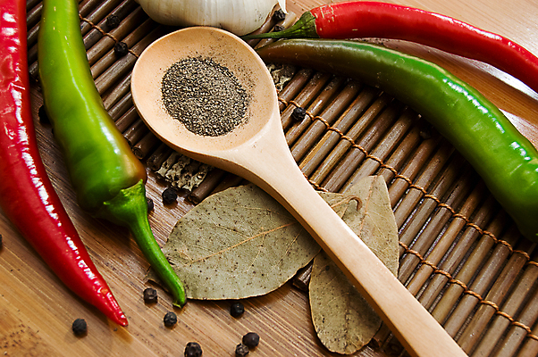 포토 JPG 해외이미지 모양 식물 접시 음식 잎 재료 공 양파 요리 씨앗 인종 사람없음 목재 쌓기 주방 숟가락 검은색 흰색 만 뜨거움 양념 낟알 다발 향신료 유기농 향기 냄새 아로마 향료 향 후추 모음 흙더미 섞기 해외202004 해외포토 나무 식기 웰빙 컬러 채소 모션 수저 사람 흙 향미료 파일형식 더미 이미지허브