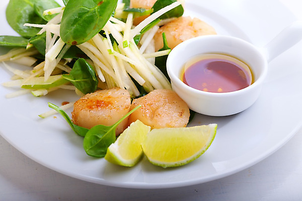 포토 JPG 해외이미지 음식 바다 채소 부분 반찬 조개 사람없음 저녁식사 샐러드 튀김 신선 고명 인스턴트 사과 상추 해산물 라임 가리비 시금치 건강식 점심식사 해외202004 해외포토 과일 어패류 식사 파일형식 이미지허브