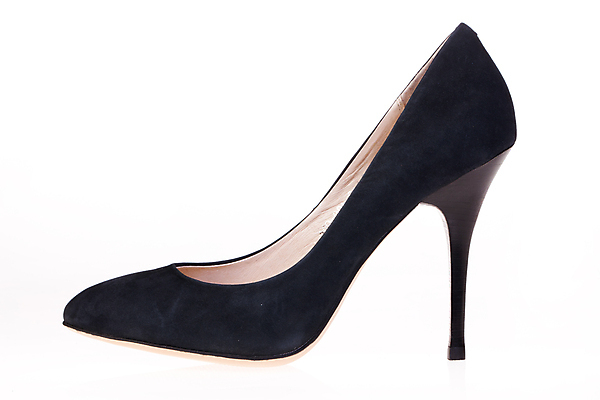 포토 JPG 해외이미지 드레스 옷 스포츠 백그라운드 신발 컨셉 2 가정 유리 슬리퍼 요정 건강 사람 사람없음 옆모습 빛 운동 유행 검은색 희망 장비 금지 흰색 쌍 화려 고급 우아함 오브젝트 고무 고립 운동화끈 스타일 해외202004 해외포토 감정 뷰포인트 컬러 재질 끈 파일형식 이미지허브