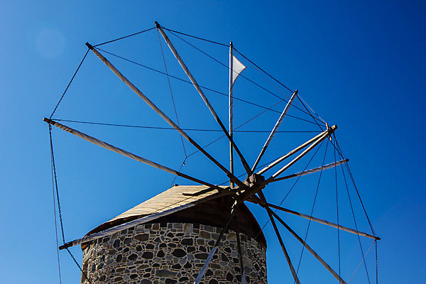 포토 JPG 해외이미지 전통 여행 건축양식 하늘 바람 사람없음 야외 파란색 힘 풍차 에너지 역사 지중해 그리스 방앗간 옛날 해외202004 해외포토 자연요소 건축 유럽 바다 컬러 날씨 파일형식 이미지허브