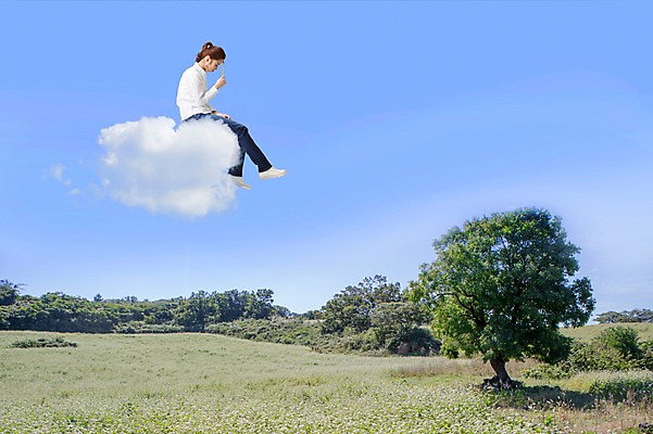 JPG 주간 나무 식물 구름 편집 편집이미지 여자 하늘 한명 사람 동양인 잔디 성인 야외 한국인 합성 디지털아트 여자만 여자한명만 성인여자만 성인만 편집실사 자연요소 1 인종 CG 파일형식