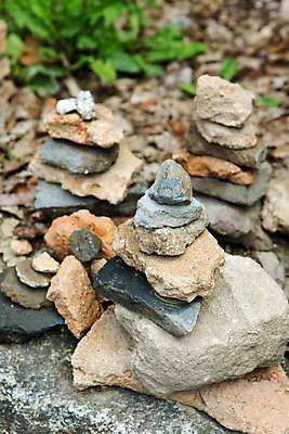 포토 JPG 주간 한국문화 계절 한국 풍경 사람없음 야외 여름 쌓기 여름풍경 돌_바위 석탑 경상북도 과거 부석사 영주 국내포토 자연요소 동양문화 아시아 컨셉 모션 탑 경상도 파일형식 여름_계절