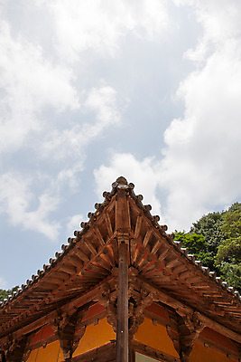 포토 JPG 주간 나무 식물 구름 한국문화 계절 종교 로우앵글 고건축 불교 한국건축 하늘 한국 기와 풍경 사람없음 야외 여름 여름풍경 문화재 사찰 경상북도 과거 부석사 영주 무량수전 국내포토 자연요소 동양문화 건축물 건축 아시아 뷰포인트 컨셉 종교건축 경상도 파일형식 여름_계절