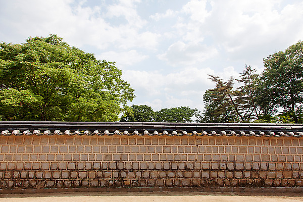 포토 JPG 주간 나무 구름 한국문화 계절 고건축 유적 한국건축 자연 하늘 한국 돌담 풍경 사람없음 야외 여름 여름풍경 문화재 과거 도산서원 서원 안동 국내포토 자연요소 식물 동양문화 전통 건축물 건축 아시아 컨셉 담장 돌_바위 경상북도 생태계 파일형식 여름_계절