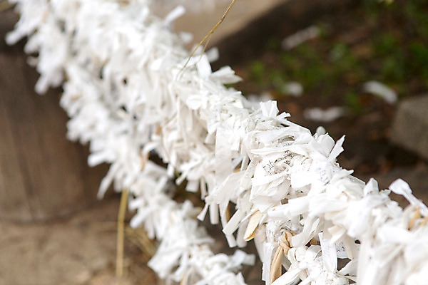포토 JPG 주간 한국문화 계절 리본 한국 풍경 사람없음 야외 여름 여름풍경 문화재 과거 소원 안동 하회마을 삼신당 국내포토 자연요소 동양문화 아시아 컨셉 경상북도 파일형식 여름_계절