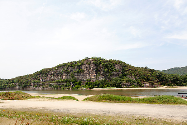 포토 JPG 주간 구름 계절 하늘 한국 풍경 사람없음 야외 여름 강 여름풍경 과거 안동 하회마을 국내포토 자연요소 아시아 컨셉 경상북도 파일형식 여름_계절
