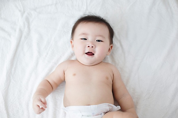 포토 JPG 스튜디오촬영 남자 실내 한명 사람 동양인 눕기 귀여움 한국인 아기 담요 기저귀 아기만 남자아기만 남자아기한명만 국내포토 1 컨셉 모션 인종 내부 아기용품 남자만 남자한명만 파일형식