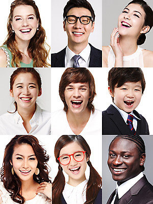 JPG 서양인 외국인 편집이미지 여자 남자 행복 어린이 흑인 청소년 표정 미소 웃음 사람 동양인 인종 한국인 디지털합성 몽타주 디지털아트 십대만 편집실사 감정 CG 파일형식