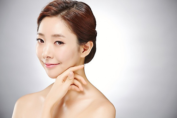 포토 JPG 스튜디오촬영 우먼라이프 라이프스타일 여자 모션 실내 한명 서기 미소 사람 동양인 손짓 상반신 20대 성인 옆모습 뷰티 한국인 순수 청순 의료성형뷰티 청년만 청년여자만 청년여자한명만 성인여자한명만 국내포토 1 뷰포인트 컨셉 표정 인종 청년 내부 생활 여자만 여자한명만 성인여자만 성인만 파일형식