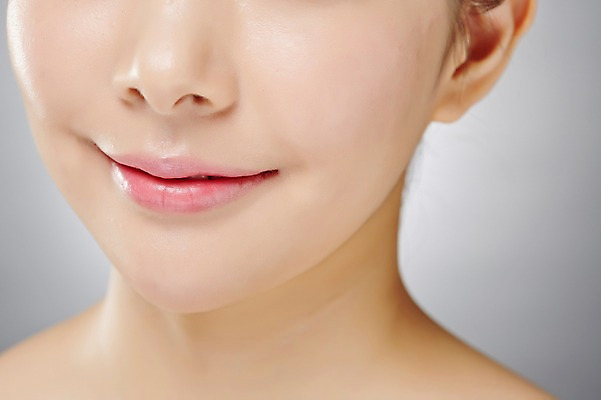 포토 JPG 스튜디오촬영 우먼라이프 라이프스타일 여자 얼굴 모션 실내 한명 미소 사람 동양인 근접촬영 상반신 20대 성인 앞모습 신체부위 뷰티 한국인 순수 청순 의료성형뷰티 청년만 청년여자만 청년여자한명만 성인여자한명만 국내포토 1 뷰포인트 컨셉 표정 인종 청년 내부 생활 여자만 여자한명만 성인여자만 성인만 파일형식