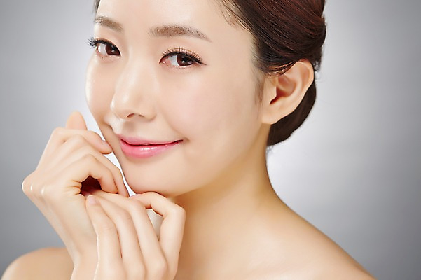 포토 JPG 스튜디오촬영 우먼라이프 라이프스타일 여자 모션 실내 한명 미소 사람 동양인 손짓 근접촬영 상반신 20대 성인 앞모습 뷰티 한국인 순수 청순 의료성형뷰티 청년만 청년여자만 청년여자한명만 성인여자한명만 국내포토 1 뷰포인트 컨셉 표정 인종 청년 내부 생활 여자만 여자한명만 성인여자만 성인만 파일형식