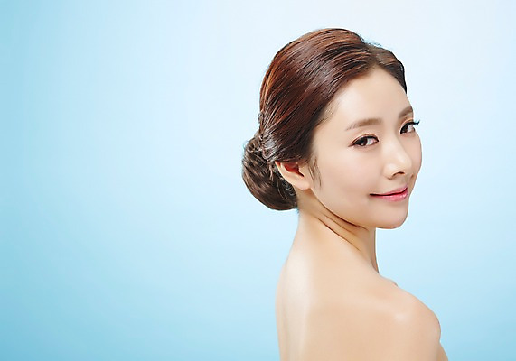 포토 JPG 스튜디오촬영 우먼라이프 라이프스타일 응시 여자 모션 실내 한명 서기 미소 사람 동양인 상반신 20대 성인 옆모습 뷰티 한국인 순수 청순 의료성형뷰티 청년만 청년여자만 청년여자한명만 성인여자한명만 국내포토 1 시선 뷰포인트 컨셉 표정 인종 청년 내부 생활 여자만 여자한명만 성인여자만 성인만 파일형식