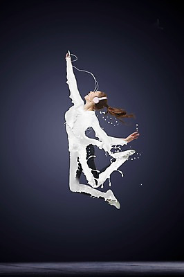 JPG 편집 편집이미지 여자 포즈 순간포착 한명 사람 동양인 성인 점프 헤드셋 페인트 음악감상 한국인 화려 우아함 디지털합성 디지털아트 스플래쉬 여자만 여자한명만 성인여자만 성인만 편집실사 1 음향기기 컨셉 모션 촬영기법 인종 헤드폰 감상 CG 파일형식