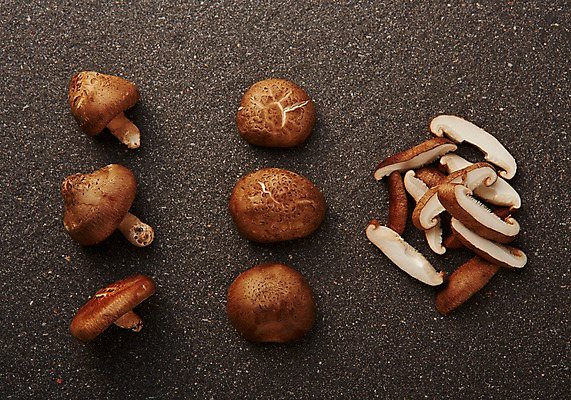 포토 JPG 스튜디오촬영 음식 조각 식재료 실내 사람없음 버섯 레시피 표고버섯 국내포토 내부 파일형식