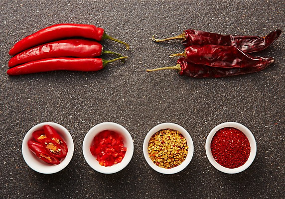 포토 JPG 스튜디오촬영 그릇 음식 채소 식재료 고추 건조 실내 사람없음 양념 레시피 고춧가루 국내포토 식기 내부 가루 파일형식