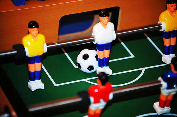 포토 JPG 해외이미지 공 탁자 사람없음 초록색 장난감 축구 게임 점수 플레이어 해외202004 해외포토 컬러 가구 놀이 구기 파일형식 이미지허브