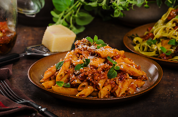 포토 JPG 해외이미지 접시 음식 백그라운드 토마토 채소 탁자 치즈 파스타 파슬리 스파게티 육류 요리 사람없음 목재 가로 초록색 식당 식사 저녁식사 치킨 이탈리아 소고기 흰색 시골 신선 고명 정상 허브 준비 매움 바질 점심식사 다진 라자냐 바이오 볼로냐 해외202004 해외포토 나무 식물 식기 유럽 컬러 가구 식재료 재료 유제품 서양음식 상점 이탈리아음식 맛 닭고기요리 파일형식 이미지허브