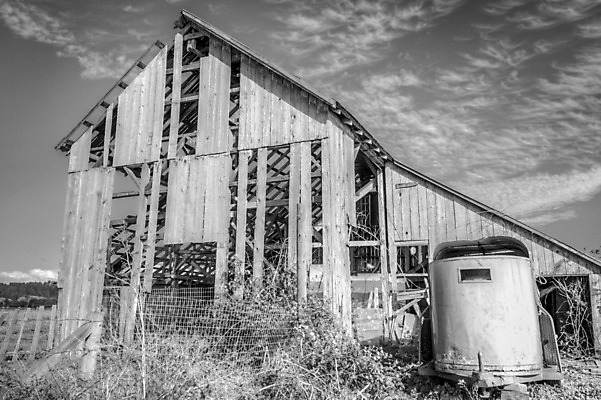 포토 JPG 해외이미지 외관 벽 백그라운드 밭 농업 건축양식 자연 하늘 바닥 주택 풍경 사람없음 야외 내부 건물 목재 여름 농가 농장 문 목장 방 수확 골동품 시골 땅 버리기 복고 헛간 외양간 그런지 깨짐 밭일 썩음 옛날 판잣집 해외202004 해외포토 나무 건축물 계절 건축 산업 컨셉 재료 모션 생태계 저장고 파일형식 이미지허브