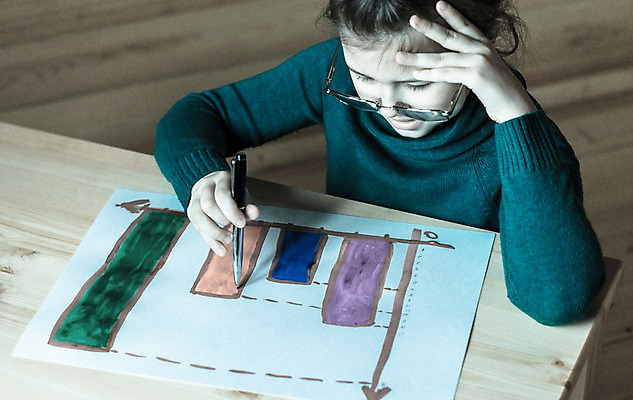 포토 JPG 해외이미지 1 학생 라이프스타일 교육 유럽 얼굴 어린이 컨셉 돈 생각 비즈니스 교실 학교 상상 그래프 아이디어 창조 한명 사람 세로 금융 펜 디지털 성장 수학 시장 재산 스케치 심볼 만들기 지능 유일 해외202004 해외포토 나라 교과목 모션 미술 생활 신체부위 경제 필기구 파일형식 이미지허브