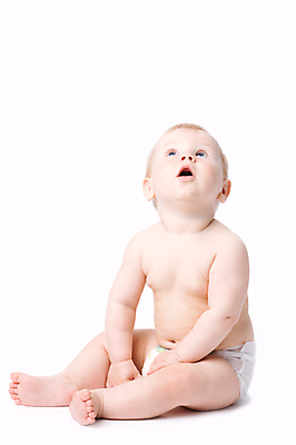 포토 JPG 해외이미지 얼굴 어린이 한명 웃음 사람 놀람 기쁨 흰색 표현 아기 작음 호기심 흥분 걸음마 고립 천진난만 해외202004 해외포토 1 감정 컬러 컨셉 모션 표정 신체부위 크기 파일형식 이미지허브