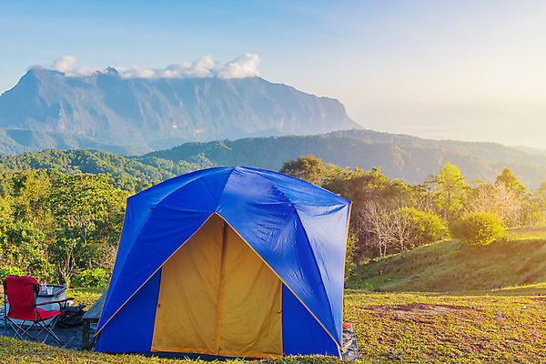 포토 JPG 해외이미지 나무 공원 여행 백그라운드 잎 자연 휴가 휴식 산 텐트 풍경 사람없음 야외 목재 빨간색 초록색 여름 파란색 태양 노란색 일출 일몰 트래킹 캠핑 하이킹 가을 잠 야간 숲 캠핑장 지역 해외202004 해외포토 자연요소 식물 계절 공공시설 컬러 컨셉 재료 레저 캠핑도구 노을 생태계 파일형식 이미지허브