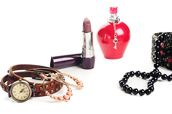 포토 JPG 해외이미지 옷 여자 분홍색 컨셉 장신구 사람없음 쇼핑 유행 화장품 립스틱 보석 손목시계 향수 오브젝트 스타일 해외202004 해외포토 시계 컬러 사람 뷰티 광석 파일형식 이미지허브
