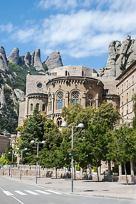 포토 JPG 해외이미지 유럽 건축양식 자연 하늘 산 풍경 사람없음 야외 건물 초록색 파란색 여행객 바위 시골 스페인 지중해 언덕 장면 암초 수도원 바르셀로나 절정 해외202004 해외포토 건축물 건축 나라 바다 컬러 사람 돌_바위 생태계 파일형식 이미지허브