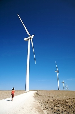 포토 JPG 해외이미지 유럽 길 셔츠 밭 바지 하늘 바람 항해 한명 파란색 탑 힘 산책 에너지 흰색 그룹 스페인 부활 봉 팔 거인 방앗간 생태학 선로 안달루시아 해외202004 해외포토 자연요소 1 건축물 교육 나라 컬러 상의 농업 배_교통 하의 날씨 휴식 사람 신체부위 파일형식 이미지허브