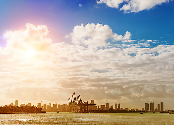 포토 JPG 해외이미지 구름 바다 섬 여행 건축양식 하늘 호텔 휴가 휴식 아파트 풍경 사람없음 건물 물 여름 도시풍경 컬러풀 햇빛 태양 여행객 탑 맑음 고층빌딩 미국 활발 안개 도시 고급 도심 휴양지 포트 스카이라인 남쪽 마이애미 플로리다 해외202004 해외포토 자연요소 건축물 계절 건축 컬러 컨셉 북아메리카 숙소 날씨 주택 사람 빌딩 장소 방향 파일형식 이미지허브