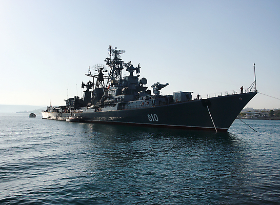 포토 JPG 해외이미지 무기 바다 하늘 표면 항해 경비 사람없음 물 금속 항구 힘 회색 총 보트 수비 보호 큼 미사일 갑판 군용 싸움 전쟁 러시아 해군 군함 레이더 순찰 옛날 우크라이나 철강 해병대 해외202004 해외포토 자연요소 유럽 컬러 컨셉 배_교통 교통시설 모션 재질 군대 안전 크기 파일형식 이미지허브