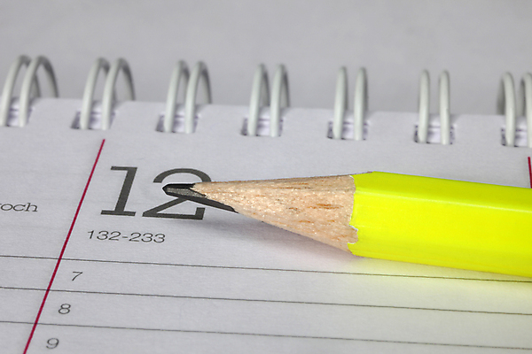 포토 JPG 해외이미지 디자인 종이 백그라운드 나선형 미술 사람없음 책 스터디 연필 쪽지 공책 공백 흰색 기록 업무 주름 메시지 잡지 작가 편지지 책상 묘사 문서 대리석 페이지 공지사항 바인더 시트 패드 조언 목차 해외202004 해외포토 직업 컬러 가구 무늬 재료 문화예술 문구용품 학용품 간행물 학습 필기구 사무용품 작업 편지 파일형식 이미지허브