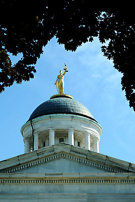 포토 JPG 해외이미지 건축양식 사람없음 건물 바위 흰색 기둥 클래식 법 대리석 공정 법원 그리스인 법정 정부 평등 해외202004 해외포토 서양인 건축물 건축 컬러 컨셉 재료 돌_바위 파일형식 이미지허브