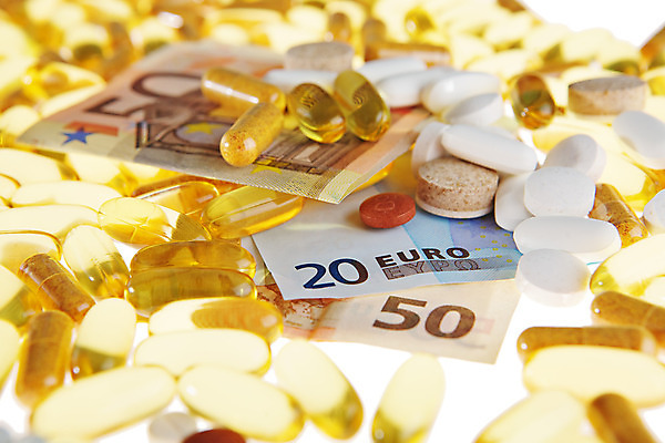 포토 JPG 해외이미지 라이프스타일 산업 음식 과학 백그라운드 컨셉 돈 비즈니스 건강 사람없음 치료 알약 약 반사 건강관리 고통 유로 투명 질병 상품 가격 약국 가득함 만들기 공상 테라피 조제 보충 고립 돌봄 해외202004 해외포토 감정 의학 모션 관리 생활 뷰티 재산 파일형식 이미지허브