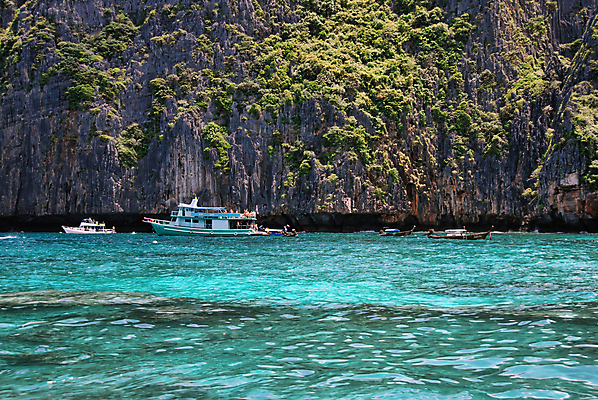 포토 JPG 해외이미지 공원 아시아 바다 섬 태국 자연 하늘 휴가 풍경 사람없음 물 여름 태양 수영 암초 석호 랜드마크 열대기후 해외202004 해외포토 자연요소 계절 공공시설 나라 수상스포츠 생태계 파일형식 이미지허브