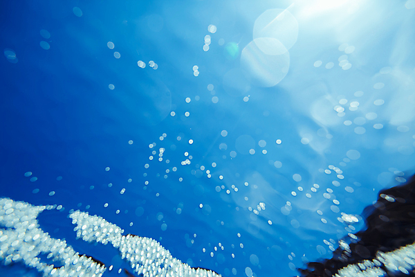 포토 JPG 해외이미지 물결 파도 바다 하늘색 백그라운드 패턴 모션 자연 표면 추상 사람없음 물 파란색 빛 햇빛 태양 맑음 수중 어둠 봄 거품 흰색 신선 액체 아래 질감 보케 깊이 블러 터키석 해외202004 해외포토 자연요소 계절 컬러 무늬 날씨 보석 방향 생태계 위치 파일형식 이미지허브