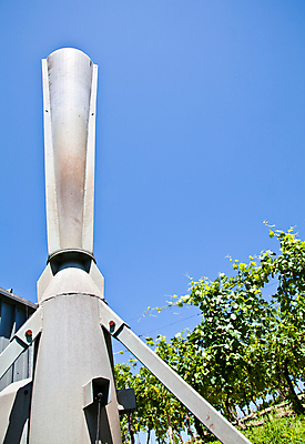 포토 JPG 해외이미지 계절 날씨 사람없음 야외 여름 와인 냉동 얼음 봄 이탈리아 손상 젖음 추위 공구 업무 보호 위험 시원함 예방 포도밭 폭풍 문제 대포 보험 유지 산기슭 나쁜 재앙 폭풍우 피에몬테 해외202004 해외포토 자연요소 유럽 무기 컨셉 밭 산 주류 도구 작업 비_날씨 자연재해 파일형식 이미지허브