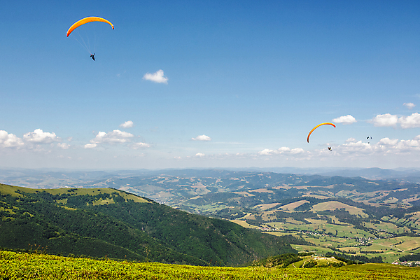 포토 JPG 해외이미지 주간 하늘 산 사람없음 야외 비행 땅 낙하산 패러글라이딩 글라이더 해외202004 해외포토 자연요소 스포츠 파일형식 이미지허브
