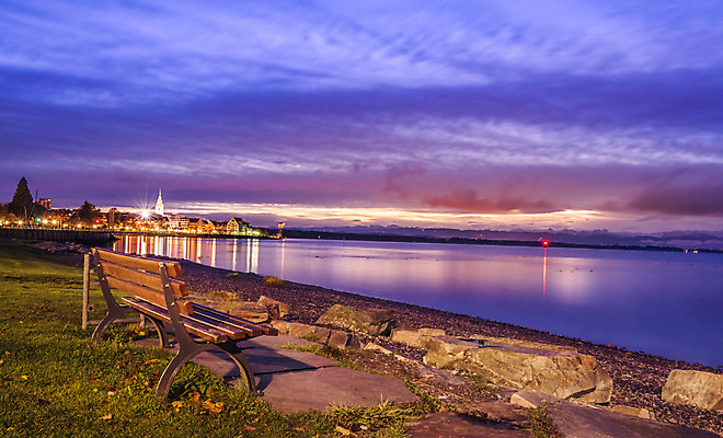 포토 JPG 해외이미지 유럽 호수 벤치 자연 하늘 휴가 휴식 프레임 독일 사람없음 목재 물 여름 파란색 컬러풀 반사 평화 일출 침묵 봄 새벽 거울 유혹 격려 타운 구성 몽환 수평선 카피스페이스 해외202004 해외포토 자연요소 나무 계절 감정 나라 컬러 컨셉 의자 재료 모션 노을 소리 공백 도시 생태계 파일형식 이미지허브