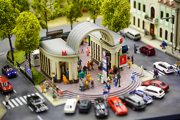 포토 JPG 해외이미지 자동차 사람없음 건물 장난감 미니어처 도시 오브젝트 광장 해외202004 해외포토 건축물 육상교통 모형 파일형식 이미지허브