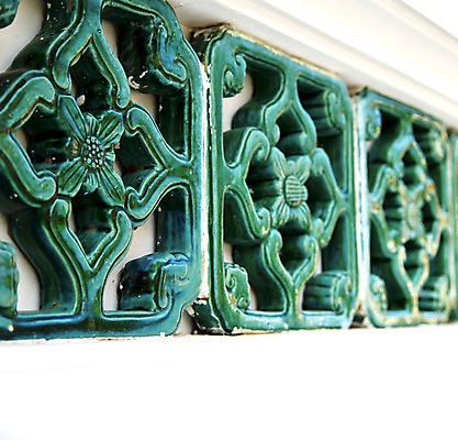 포토 JPG 해외이미지 아시아 선 벽 여행 백그라운드 십자가 패턴 오렌지 태국 지붕 추상 바닥 주택 그림자 사람없음 목재 초록색 여름 사무실 마을 금속 궁전 흰색 도시 구멍 철 질감 방콕 빈털터리 절개 철강 해외202004 해외포토 나무 계절 나라 컬러 고건축 무늬 과일 비즈니스 재료 재질 건물 파일형식 이미지허브