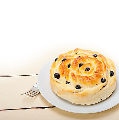 포토 JPG 해외이미지 빵 포크 디저트 사람없음 달콤 흰배경 블루베리 해외202004 해외포토 식기 음식 백그라운드 과일 흰색 맛 파일형식 이미지허브