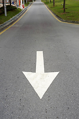 포토 JPG 해외이미지 모양 디자인 도로 선 백그라운드 컨셉 무늬 일러스트 성공 화살 사람없음 그래픽 숫자 디지털 쪽지 회색 성장 흰색 가리킴 도시 접속 방향 심볼 사인 질감 상승 만들기 인덱스 진행 방법 엘리먼트 줄서기 직진 충고 힌트 해외202004 해외포토 문자 길 컬러 교통시설 모션 손짓 파일형식 이미지허브