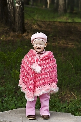 포토 JPG 해외이미지 공원 어린이 한명 야외 숲 걸음마 해외202004 해외포토 1 공공시설 모션 사람 파일형식 이미지허브