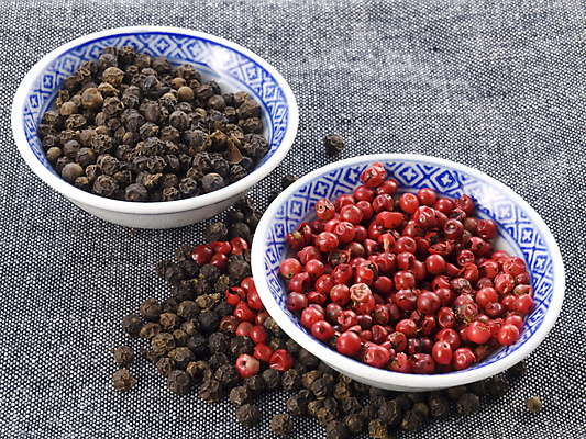 포토 JPG 해외이미지 음식 건조 요리 씨앗 사람없음 검은색 맛 낟알 먹기 향신료 오브젝트 유기농 매움 향 후추 고립 해외202004 해외포토 식물 웰빙 컬러 컨셉 모션 향미료 파일형식 이미지허브