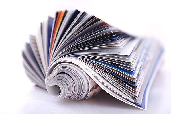 포토 JPG 해외이미지 교육 종이 비즈니스 실내 사람없음 컬러풀 쌓기 정보 덮개 흰색 기록 일주일 기자 신문 뉴스 가장자리 도서관 잡지 인쇄 큼 다발 읽기 문서 롤 페이지 언론 광택 월 소통 고립 모금 이슈 접기 출판 많음 해외202004 해외포토 직업 컬러 컨셉 모션 내부 간행물 뚜껑 날짜 둘레 크기 파일형식 이미지허브