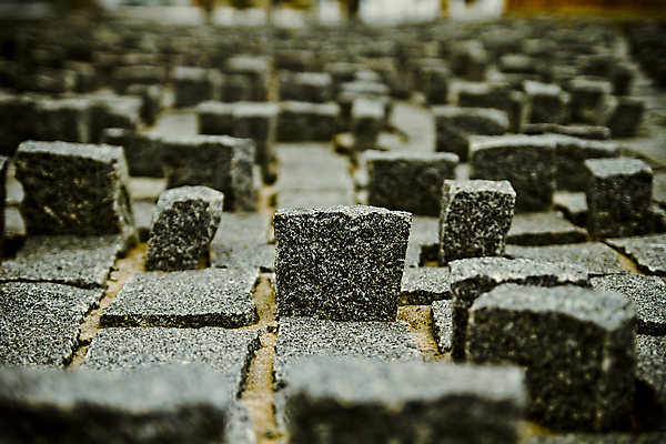 포토 JPG 해외이미지 모델 디자인 유럽 여행 백그라운드 컨셉 비즈니스 건축양식 창문 유리 하늘 성공 추상 새로움 직장 사람없음 건물 그래픽 세로 금융 경제 파란색 사무실 반사 우주 탑 고층빌딩 성장 흰색 도시 스페인 정상 큼 정사각형 고립 마드리드 해외202004 해외포토 도형 건축물 건축 나라 컬러 무늬 회사 재질 빌딩 크기 파일형식 이미지허브