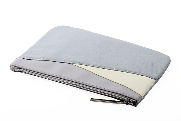 포토 JPG 해외이미지 라이프스타일 옷 여자 길 백그라운드 돈 가방 새로움 선물 사람없음 금융 쇼핑 유행 세일 상점 핸드백 흰색 지갑 재산 클래식 고급 우아함 작음 가죽 자르기 수집 오브젝트 싱글 소매 고립 스타일 해외202004 해외포토 잡화 컬러 컨셉 모션 사람 생활 경제 크기 파일형식 이미지허브