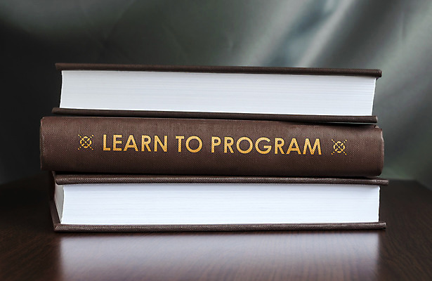 포토 JPG 해외이미지 디자인 줄 백그라운드 컨셉 인터넷 일러스트 텍스트 탁자 3 사람없음 그래픽 책 파란색 컴퓨터 꼬리표 스크린 모니터 자료 웹 정보 덮개 수술 암호 어플리케이션 제조 명령 개발 경영 대본 소프트웨어 프로그래머 프로그래밍 프로그램 코딩 해외202004 해외포토 직업 컬러 가구 비즈니스 의학 치료 전자제품 라벨 뚜껑 작업 컴퓨터교육 파일형식 이미지허브