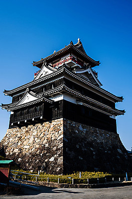 포토 JPG 주간 전통 해외풍경 건축물 아시아 고건축 일본문화 하늘 풍경 사람없음 야외 일본 동양건축 성 일본전통 일본건축 기요스성 국내포토 자연요소 동양문화 해외 건축 나라 외국문화 파일형식 동양