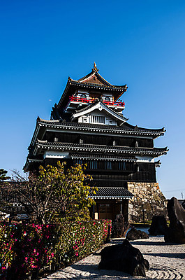 포토 JPG 주간 나무 식물 전통 해외풍경 건축물 아시아 고건축 일본문화 하늘 풍경 사람없음 야외 일본 동양건축 성 일본전통 일본건축 기요스성 국내포토 자연요소 동양문화 해외 건축 나라 외국문화 파일형식 동양